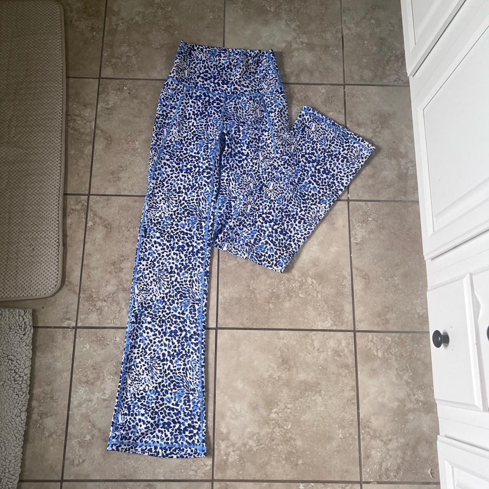 Lilly Pulitzer Blue and White Leopard Print Flare Pants